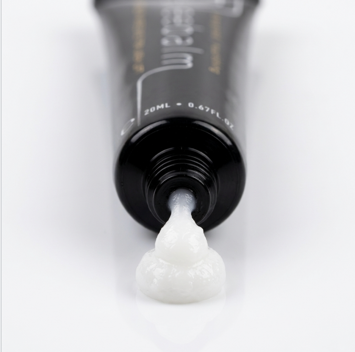 Tube of Elleebana ElleeBALM Lami Balm Adhesive lash lift adhesive balm formulated with amino acids, glycerine, and jojoba oil.